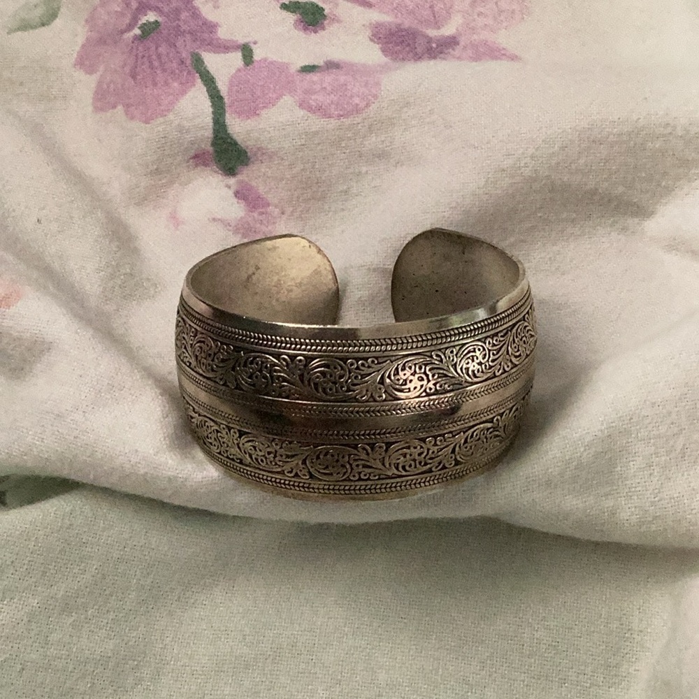 Elegant Silver Cuff Bracelet
